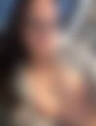 A closer peak 😜 - Alana Araya 💕 - Fancentro