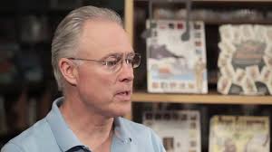 Steve Hollis's Instagram, Twitter & Facebook