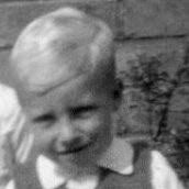 30+ profils pour “Askew”