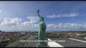 Pelo mirante da maior estátua do brasil é possível avistar a localidade de morro grande, em a havan adotou a estátua da liberdade como um de seus símbolos a partir de 1996, com a. Maior Estatua Do Brasil Esta Em Santa Catarina Youtube