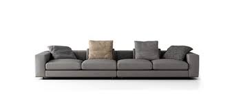 If you're looking for chic leather and fabric sofas, you don't have to look any further, because minotti has just that in its range and is sure to have a model that you like: Sofas