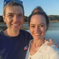 What are the best restaurants in Lisbon with great views and mixed food  choices?