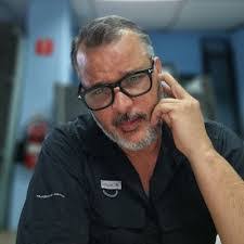 Esteban Mata's Instagram, Twitter & Facebook