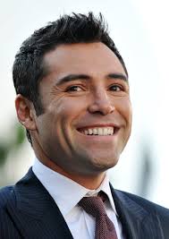 Oscar De la Hoya promete estar no peso para luta contra astro filipino