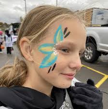 Eileen Lemke's Instagram, Twitter & Facebook