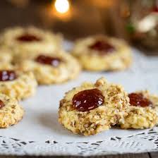 Cookies Aux Noix Et Au Roquefort Sous Chutney De Figues Recette Cookies Recette Recette Avec Figues Chutney Figues