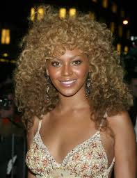 Beyonce hairstyle long wavy synthetic hair women wig 18 inches. Beyonce S Best Hairstyles From 2000 To Now Allure