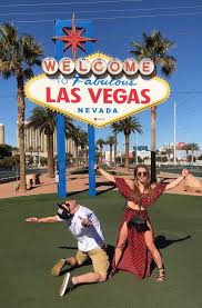 She is known for sharing a variety of her modeling photos. Sollen Nach Einer Fake Hochzeit In Las Vegas Nun Tatsachlich Ein Paar Sein Bigfm Lola Und Ihr Florian Stuttgarter Zeitung
