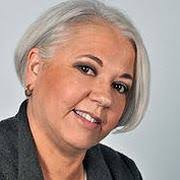 Patricia Amos's Instagram, Twitter & Facebook