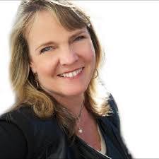 Shannon Swindle's Instagram, Twitter & Facebook