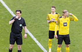 In der kreisliga wäre . 90plus Trotz Unterstutzung Abschied Von Schiedsrichter Grafe Besiegelt 90plus