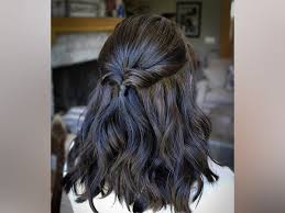 Collection by rose connolly • last updated 3 weeks ago. 10 Easy To Do Hairstyles Perfect For Your Zoom Meetings Boldsky Com