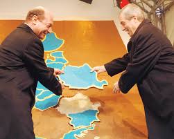 Datele prezentate în continuare reflectă faptul că intrarea româniei în ue a determinat o prăbuşire fără precedent a nivelului de remunerare a muncii. 10 Ani De La Intrarea Romaniei In Ue Radu Tudor