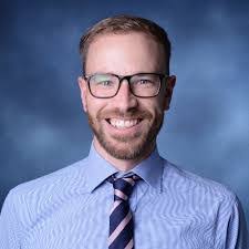 Leila Groves's Instagram, Twitter & Facebook