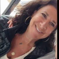 Elizabeth Rosner's Instagram, Twitter & Facebook