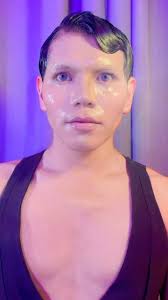 and I said to myself: Why not? , SKIN GLASS, Drama, glamour y exceso😈, No  me quedé con la ganas de hacer este maquillaje en mi. , Recreando la  técnica en el desfile de Jonh Galliano, para Maison ...