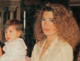 Γιατί σήμερα έχω τα γενέθλιά μου. Elenh Menegakh Deite Thn Koykla Baftisthra Ths Poy Shmera Einai Trago