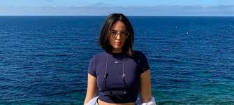 How tall and how much weigh agathe auproux? Gt4jh4zln3czem