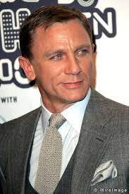 roger nicolas (@0o7) no Meadd: “Daniel !!!! OO7 Atual intérprete de James  Bond, Daniel Craig admite o desejo ver o personagem voltar ao Brasil. Na  única vez em que ...“