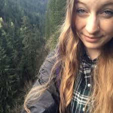 Sara Crowder (@tsunamisara)