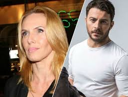 Η ηθοποιός αυτό το καιρό συμμετέχει στην τηλεοπτική σειρά τατουάζ που έχει αγαπηθεί. Ebelina Papoylia H Erwthsh Gia Ton Aggelopoylo Kai H Apisteyth Antidrash Ths Poy Kollaei O Ntanos Sthn Men Style