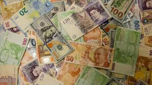 Wisatawan karenanya dapat secara bebas di sini mengkonversi mata uang euro pada lira turki, lira turki untuk dolar, apakah dari euro dolar dalam setiap cara yang mungkin dan di setiap. Erdogan Minta Warga Turki Segera Beralih Ke Lira