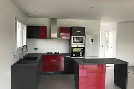 Tableau d'art et peinture, art et artisanat d'art, sculpture, mode, decoration bijoux. Cuisine Bicolore Alliance De Rouge Et Gris Jusque Dans L Ilot Central Une Cuisine Moderne Ouverte Sur Le Sejour Cuisine Rouge Cuisine Moderne Ilot Cuisine