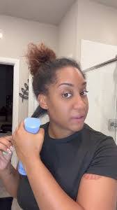 Ivy Bledsoe's Instagram, Twitter & Facebook