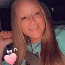 Do red packs still guarantee gold cards?