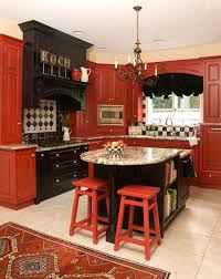 19 Atemberaubende Rote Kuche Design Und Dekor Ideen Rote Kuchenschranke Kuchen Ideen Rot Und Kuchen Design