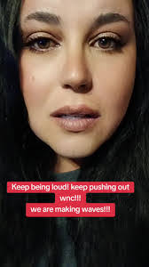 Amber Arrowood's Instagram, Twitter & Facebook