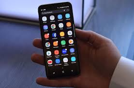 Please share your zip code to find a nearby best buy location, our samsung representative, wants to know about you so they can assist you better. Samsung Galaxy S8 Assistent Bixby Kommt Erst Ende Des Jahres Wirtschaft Stuttgarter Nachrichten