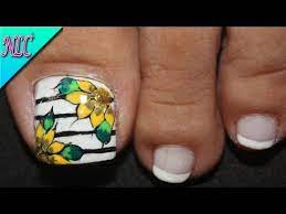 Lo diferente que vemos es que podemos este es un claro ejemplo de un jugado diseño donde mucho no concuerdan por ahi las figuras geometricas que tenemos y encontramos pero que. Pin De Yojana En Diseno De Unas Unas Pies Decoracion Unas Manos Y Pies Unas Decoradas Hermosas