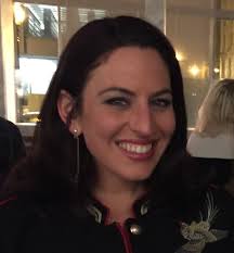 Lauren Landau's Instagram, Twitter & Facebook