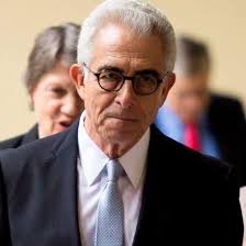 Quién es el nuevo héroe de la oposición?👇🏽 ¿Quién eliminó las pensiones?  Zedillo. ¿Quién reprimió en Acteal? Zedillo. ¿Quién expulsó a la Suprema  Corte? Zedillo ¿Quién hizo el Fobaproa? Zedillo. ¿Quién tuvo