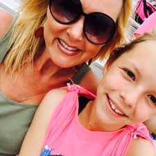 Amy Bouck (@bouckmom)