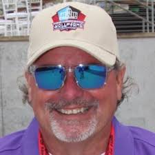 Venae Watts (@VenaeFamilyBiz)