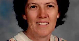 Lee Botkin's Instagram, Twitter & Facebook