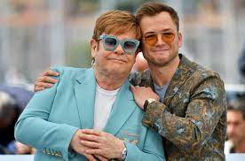 Сэр э́лтон геркулес джон (англ. Elton John Writes Article About The Making Of Rocketman Billboard
