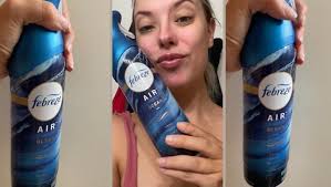 Amazon.com: Febreze Air Mist Air Freshener Spray, Odor-Fighting Room Spray,  Air Fresheners for Home and Bathroom and Kitchen, Aerosol Can, Ocean Scent,  8.8oz, 3 Count : Health & Household
