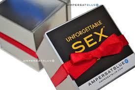 We call the 25th anniversary the silver anniversary, and silver is both a traditional and a modern gift for this occasion. 10th Wedding Anniversary Gifts For Wife