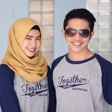 Kartu nama bisa menjadi cerminan siapa diri anda. 33 Ide Kaos Couple Kaos Desain Lengan Panjang