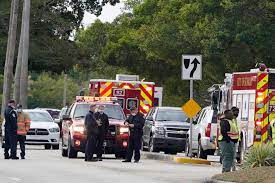 Along with our main office in miami, we have four satellite offices, or resident agencies, in the area. 2 Fbi Agents Killed 3 Hurt In Shooting While Serving Warrant In Florida Officials Abc News