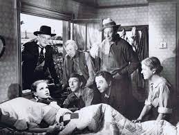 Over the rainbow est l'une des chansons les plus connues de la fin des années 1930. Michael Beschloss On Twitter At The End Of The Wizard Of Oz 1939 Aunty Em Says To Dorothy There There Lie Quiet Now You Just Had A Bad Dream Https T Co Vgmtnhstoj