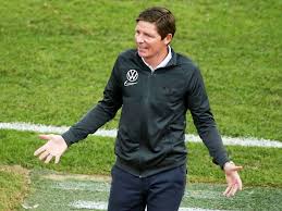 Oliver glasner shots an average of 0 goals per game in club competitions. Halt Den Mund Oliver Glasner Rastet Bei Wolfsburg Training Aus