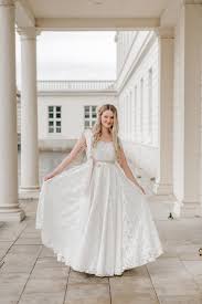 Maybe you would like to learn more about one of these? Elementar Das Faire Brautkleid In Bio Qualitat