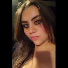 Someone who can do me a cake like this by June 9