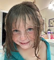 Meredith Huff's Instagram, Twitter & Facebook