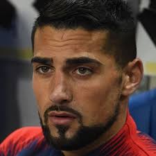 La cantante urbana becky g fue reconocida por la organización de los premios juventud por su esfuerzo en el cambio social. Biografia De Sebastian Lletget Edad Estatura Pack Novia Becky G Laletrade Biografias Musica Y Letras