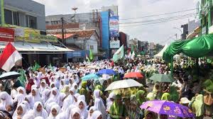 Maybe you would like to learn more about one of these? Hari Santri 22 Oktober Simak Lirik Lagu Mars Hari Santri Nasional Bersama Santri Damailah Negeri Tribun Jabar
